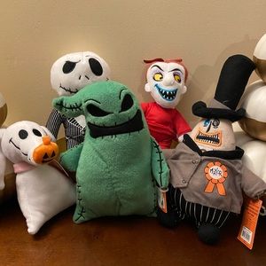 The nightmare before Christmas 8” plush bundle